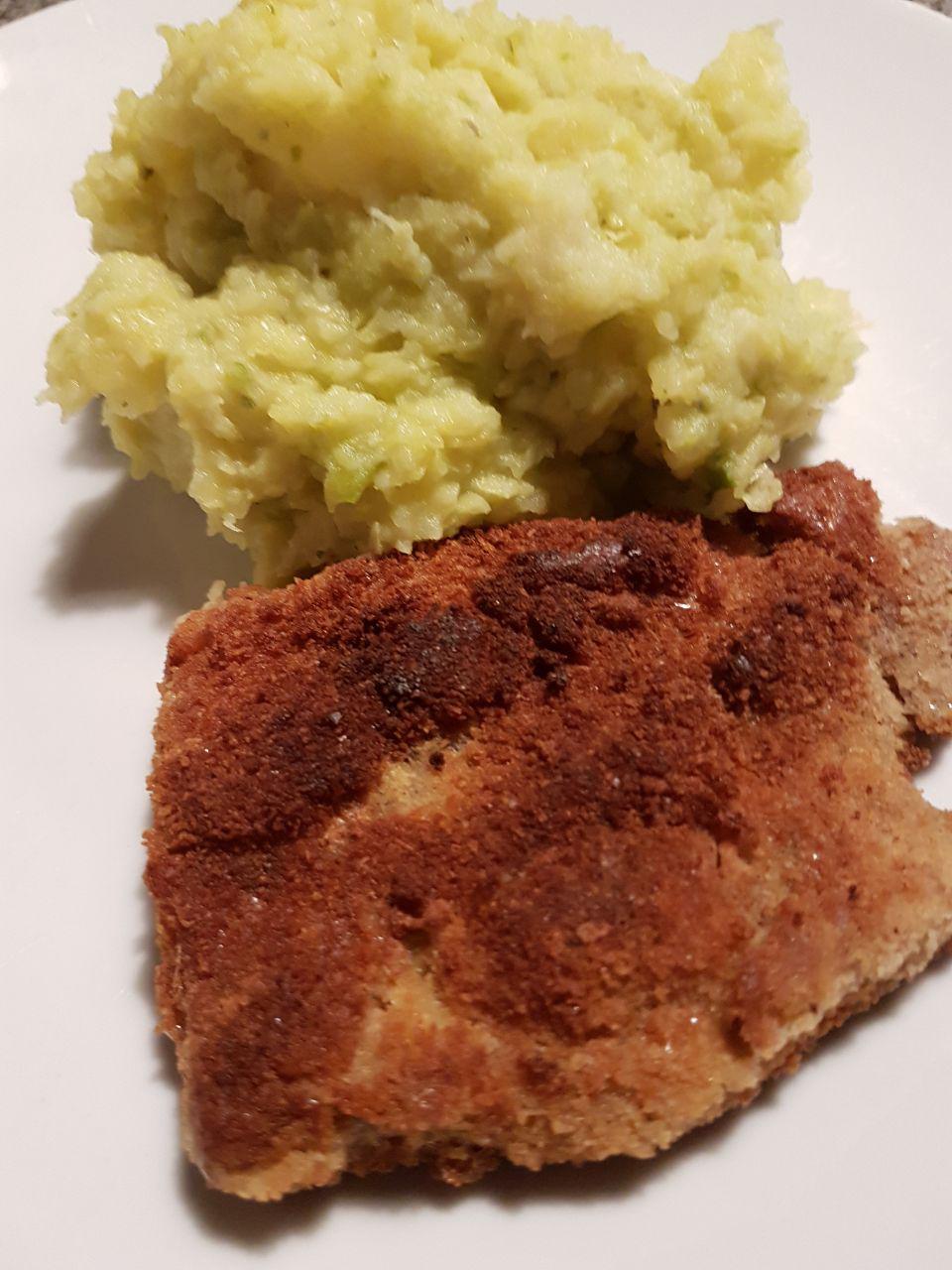 Schnitzel mit Kartoffel-Rosenkohlbrei - vegan und munter